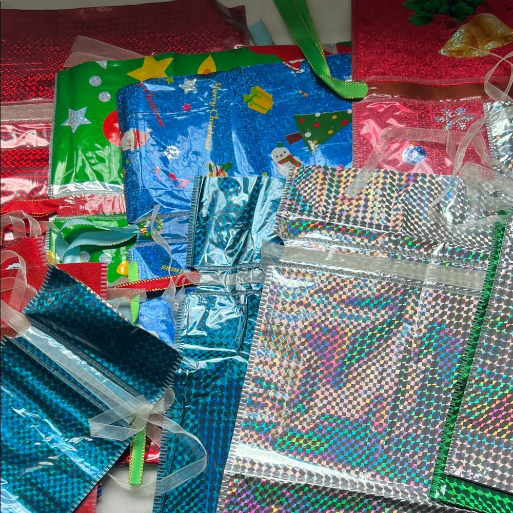 60-Piece Gift & Wine Bag Set